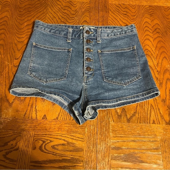Free People Bridgette Denim Mini Shortie Shorts Sz 29 Button Fly - Picture 3 of 13